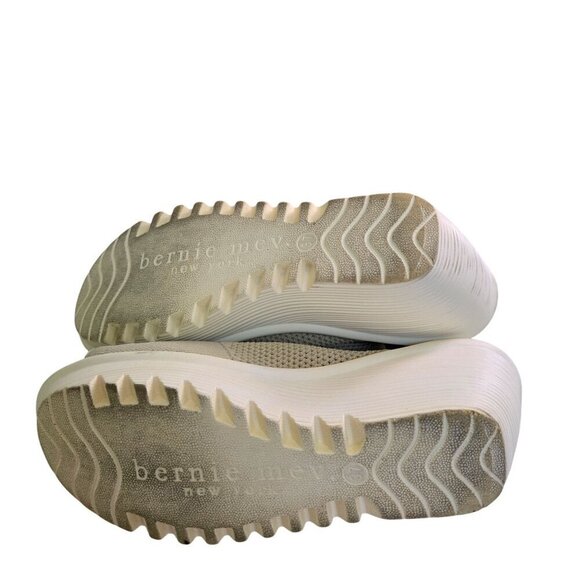 Bernie Mev Josephina Ivory Mesh Pull On Wedge Shoes Size 37 - Picture 5 of 7